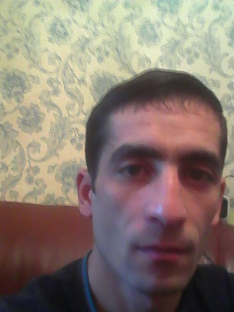  ,   Ovik, 40 ,     