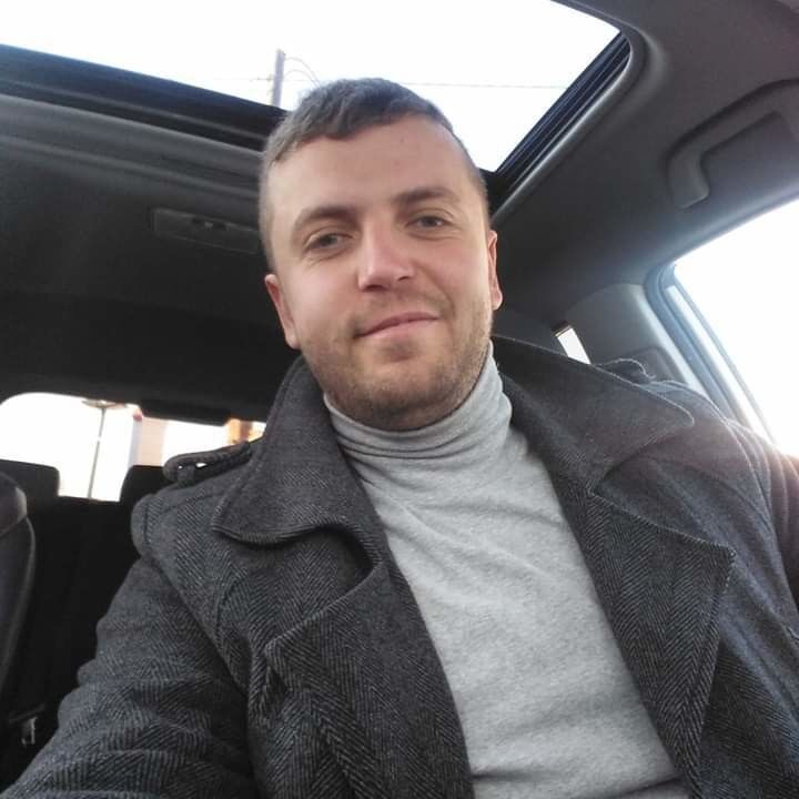  19255064  Jhon, 36 ,    