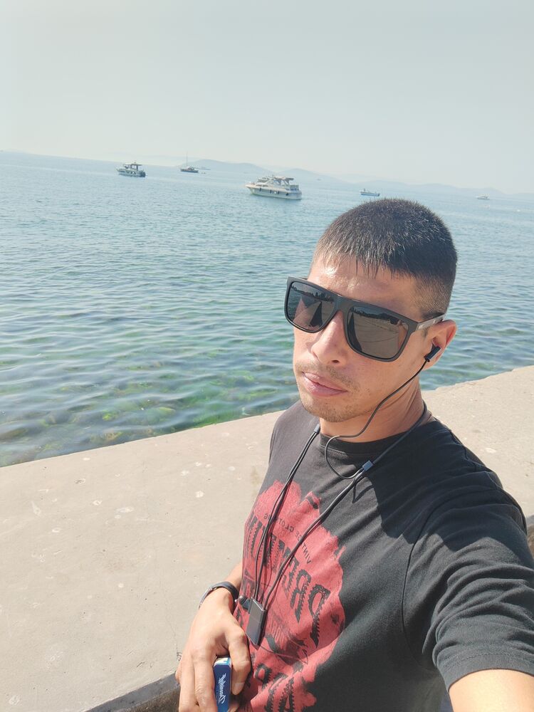  42836284  , 34 ,    