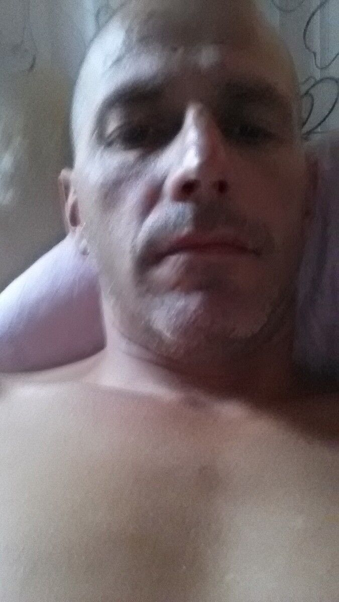  10286324  Oleq, 44 ,    