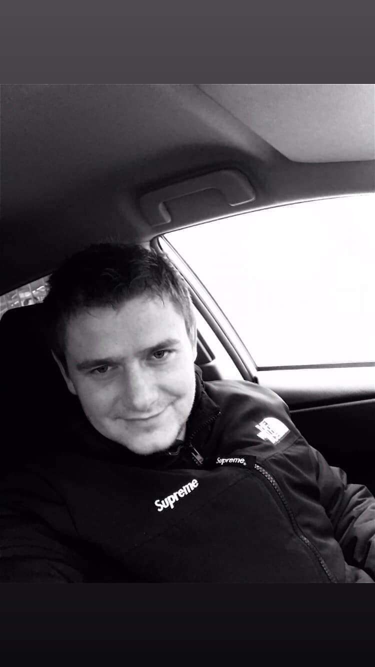  28119864  Alexandru, 35 ,    