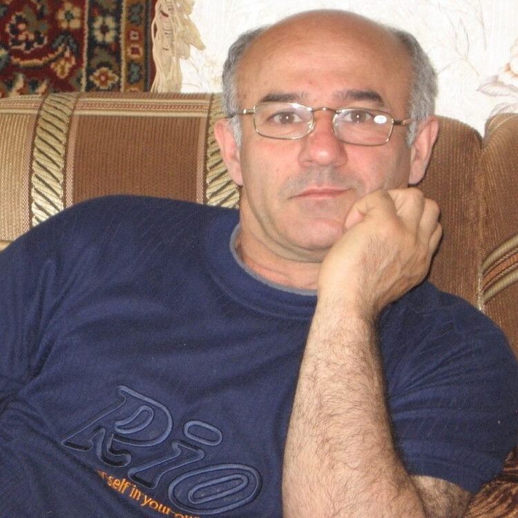  53641714  James, 55 ,     