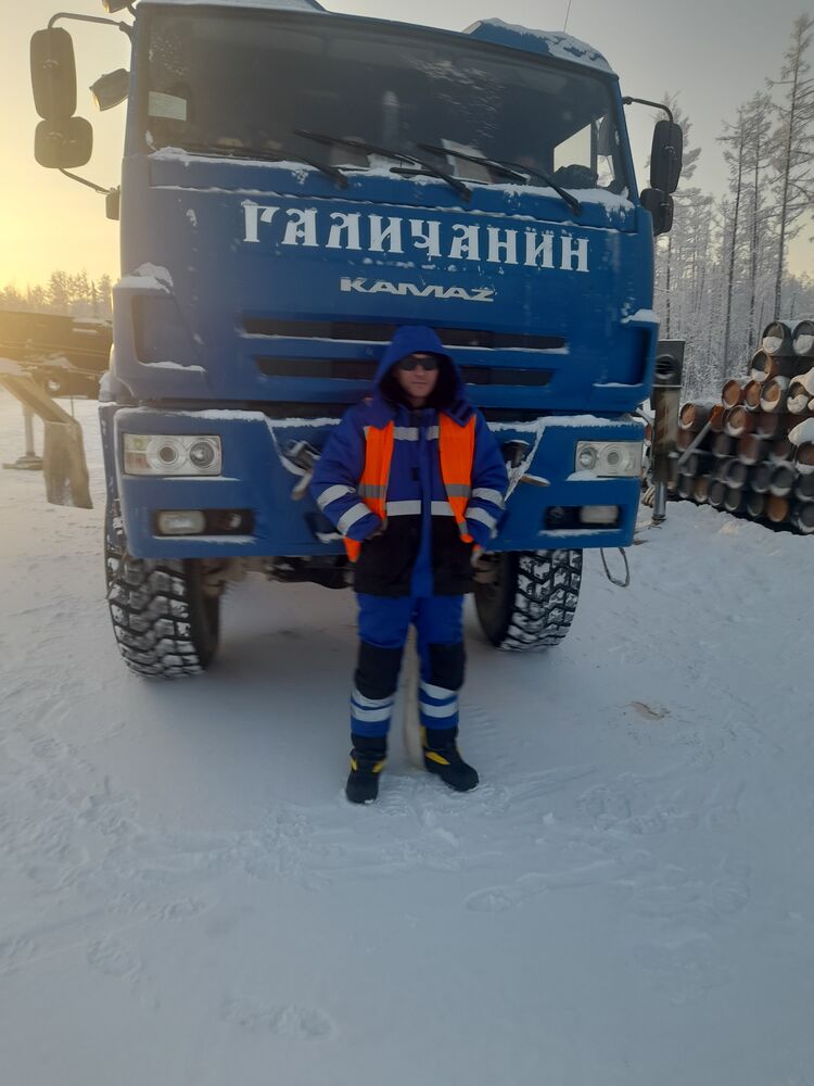  53168794  Aleksei, 45 ,    