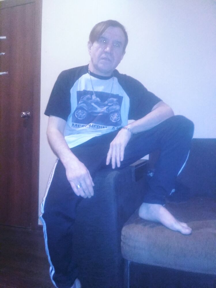  25703164  , 51 ,    