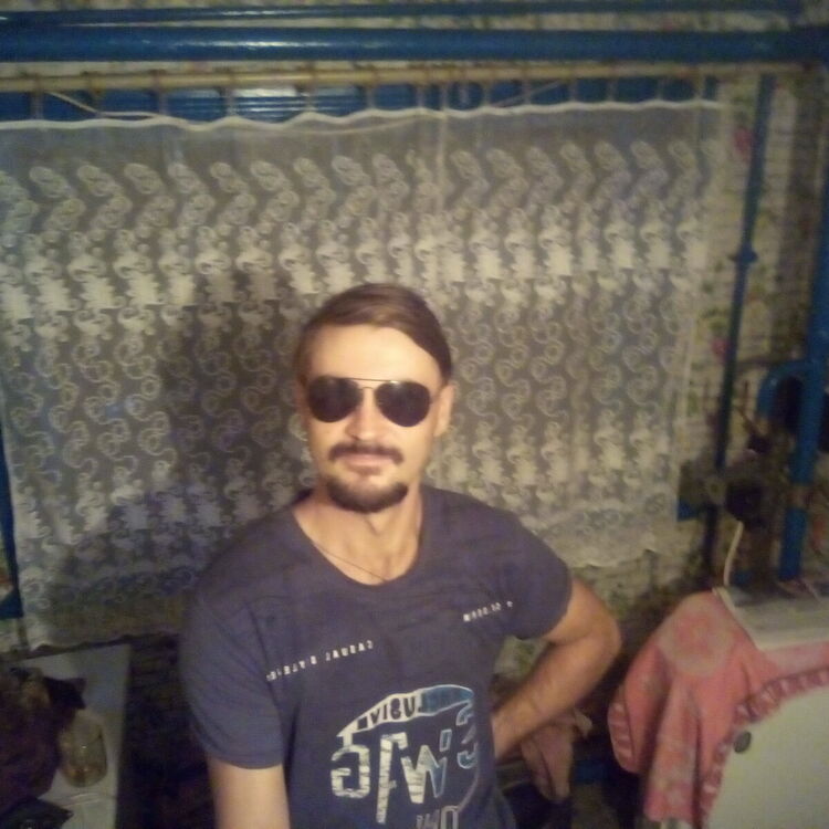  21175864  , 35 ,    