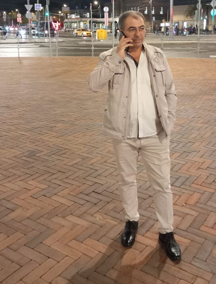  ,   Mehmet, 52 ,   ,   