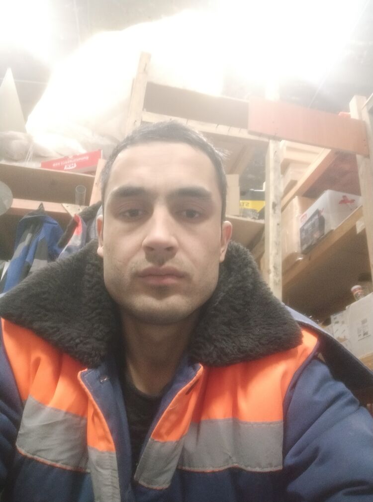  ,   Shuhkrat, 24 ,   ,   