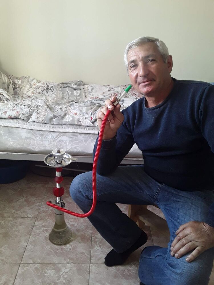  45826384  Gevorg, 59 ,    