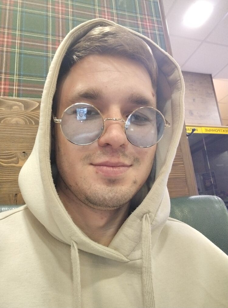  43662284  , 26 ,    