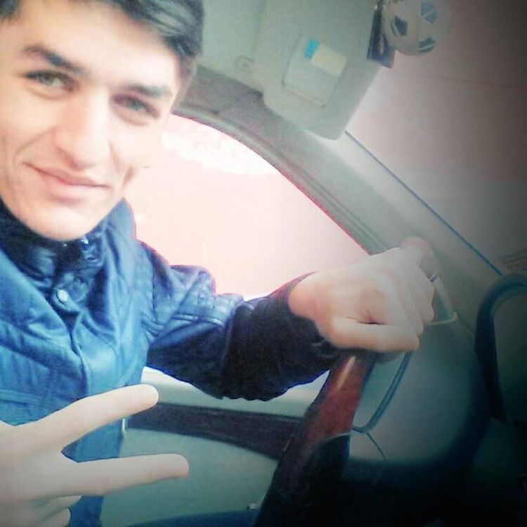  19763664  Nikolay, 30 ,    