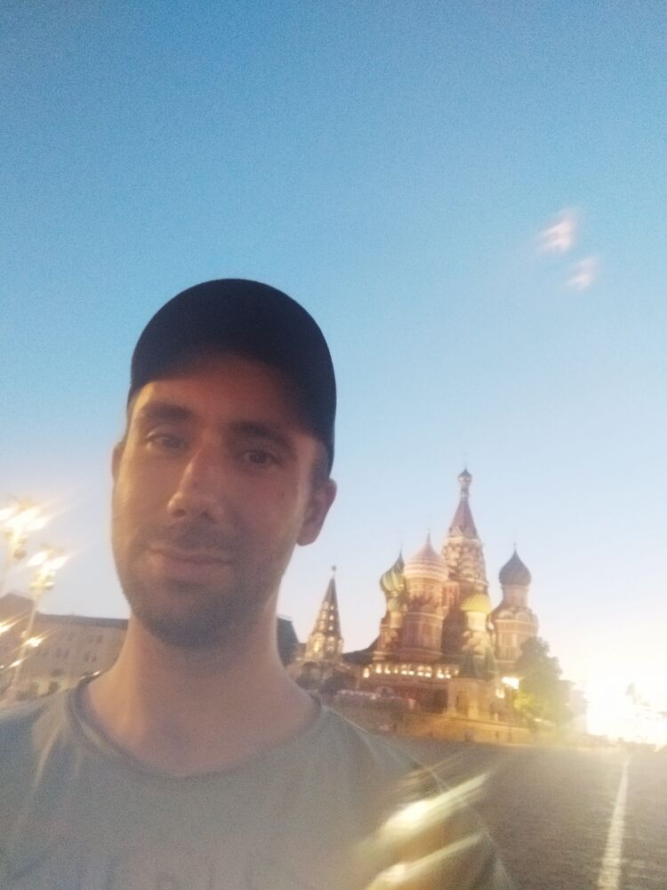  ,   Vladimir, 37 ,   ,   