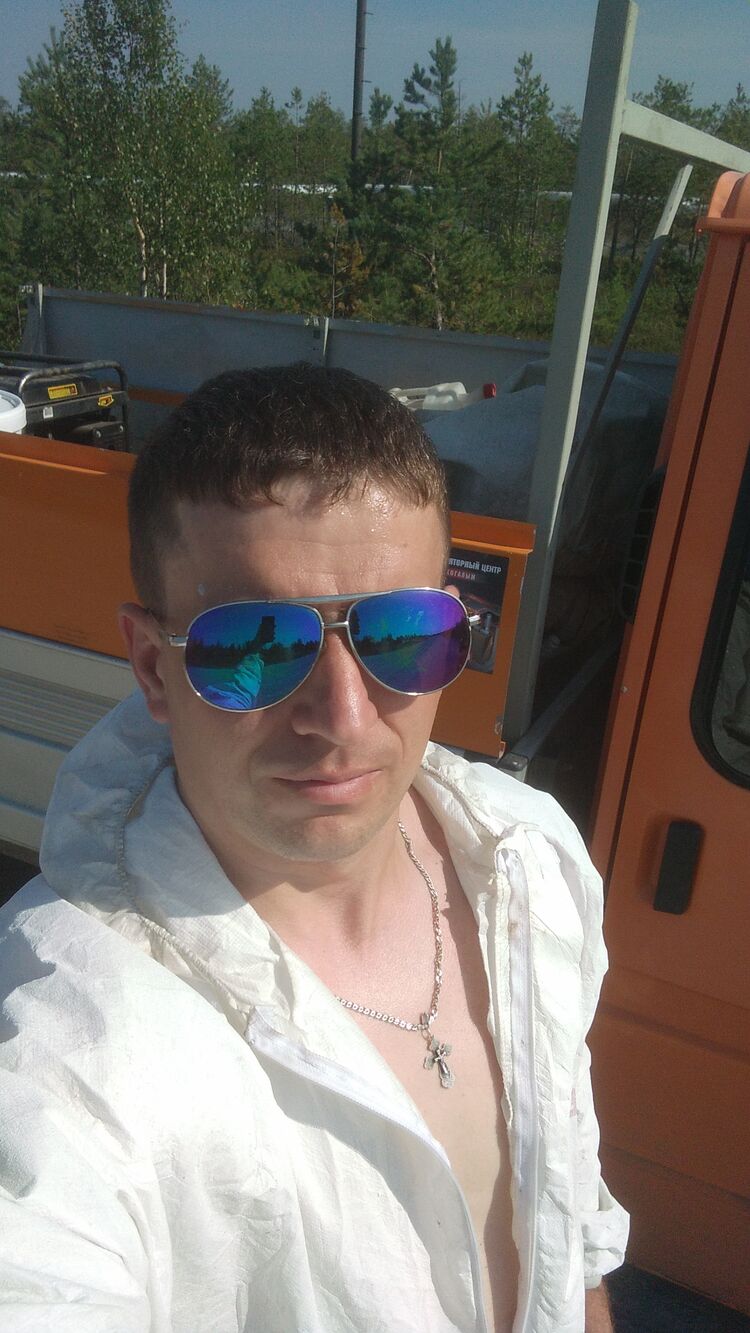  27236584  Alexander, 36 ,    