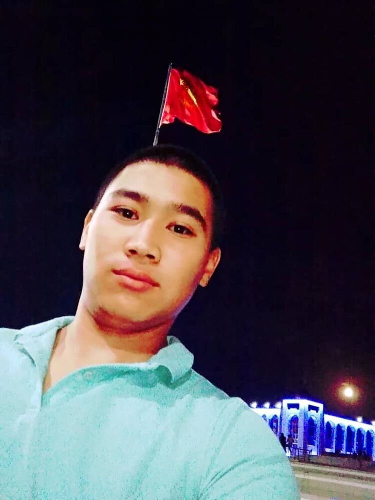 ���� 16819444 ������� ����, 32 ����, ���� ���������� � �������