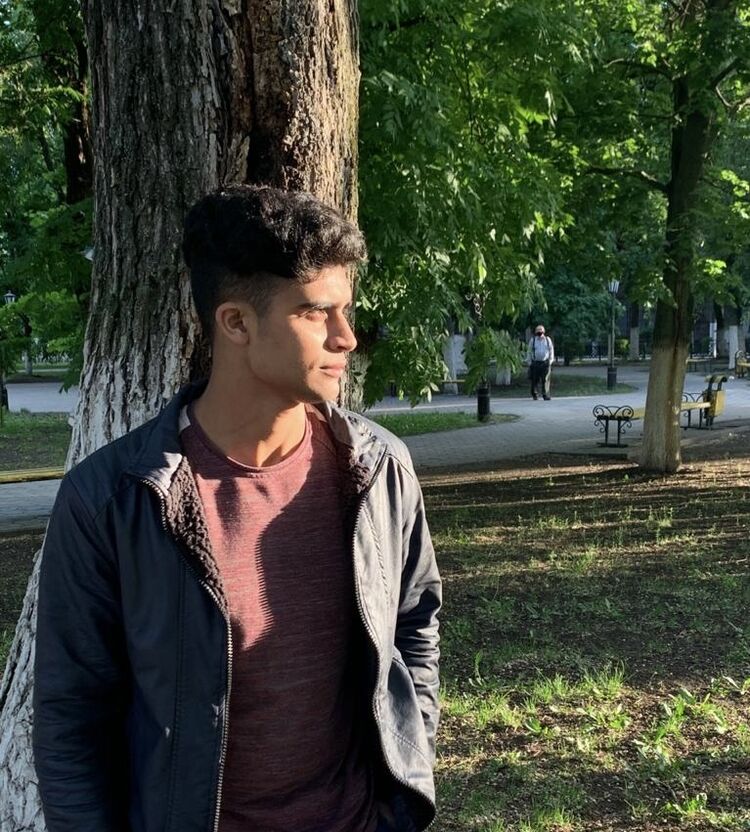  --,   , 25 ,  