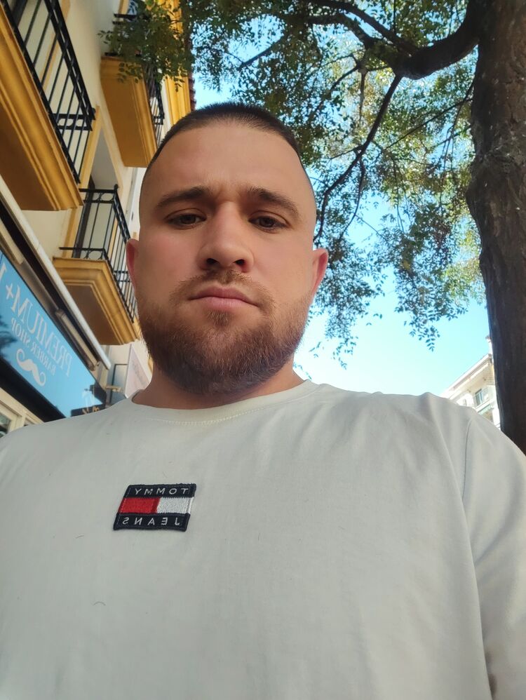  Marbella,   Oleh, 32 ,   ,   , c , 