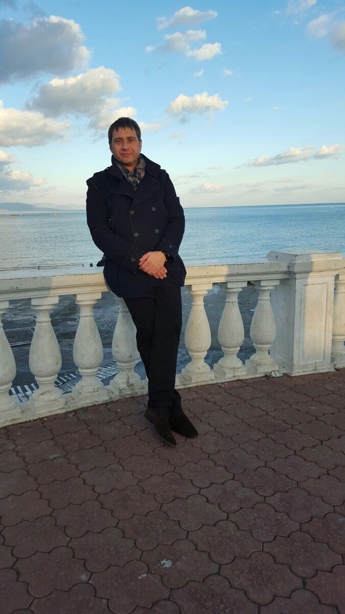  8364324  Igor, 54 ,    
