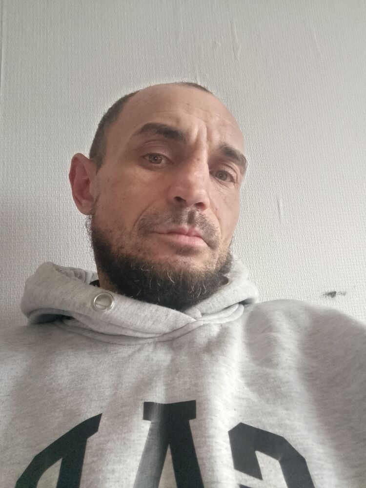  47316844  , 40 ,    