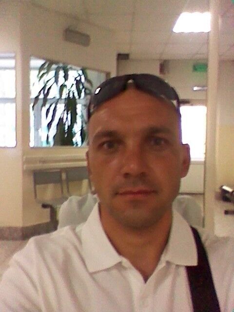  9644084  Aleksandr, 45 ,    