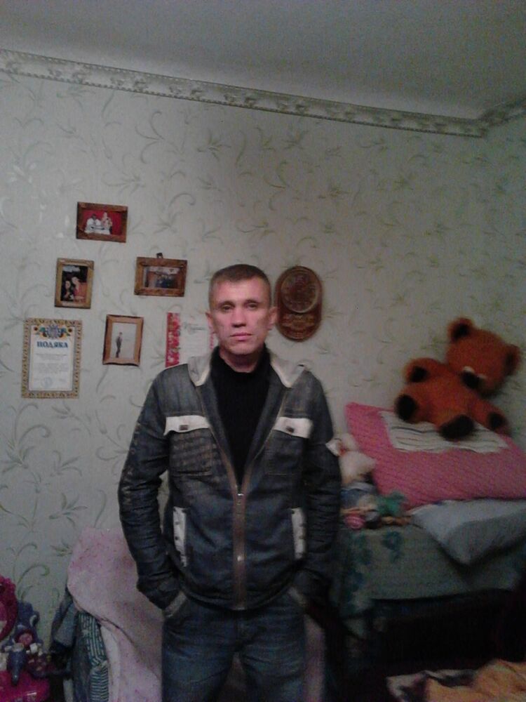  5452524  Serg, 49 ,    