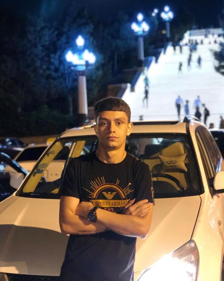  19159934  Anar, 25 ,    