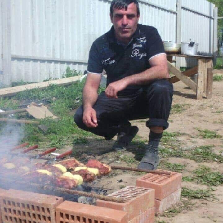  22565414  Artak, 48 ,    