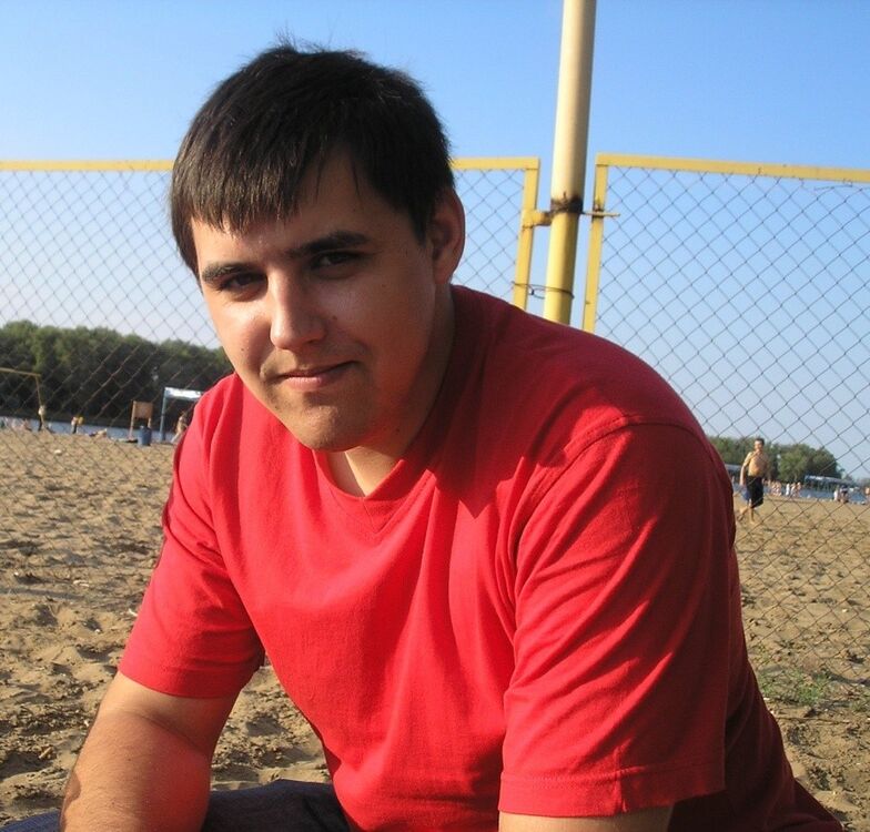 Знакомства - Саратов: Дмитрий хочет найти Девушку от 18 до 30