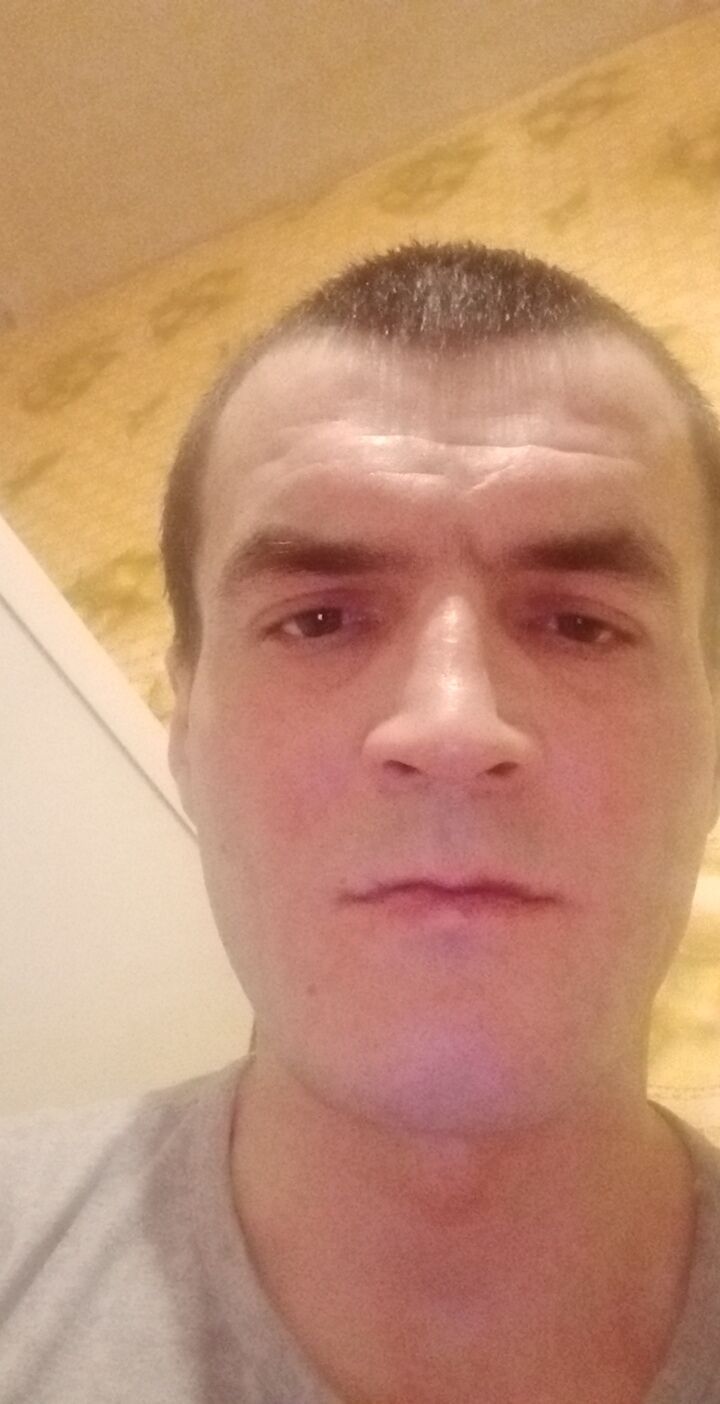  32327714  , 37 ,    