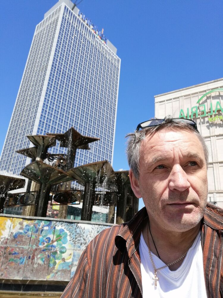  ,   Nikolay, 61 ,     , c 