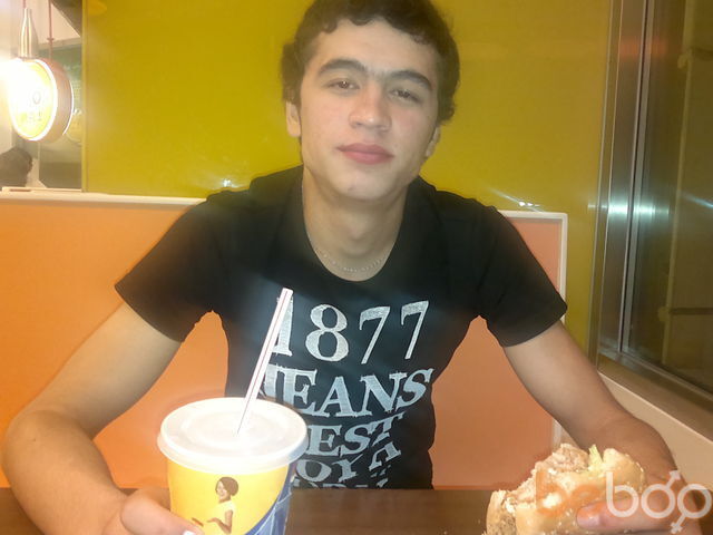  ,   Parviz, 32 ,     , c 