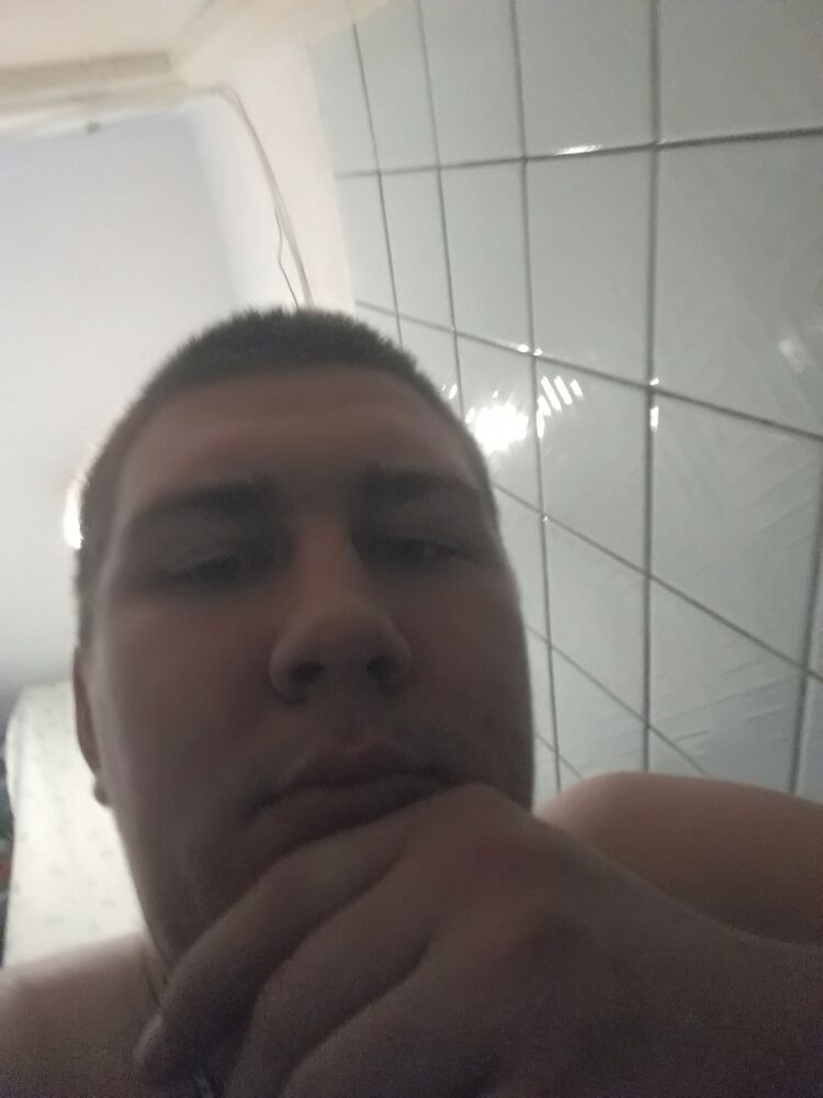  13676834  Sasha, 26 ,    