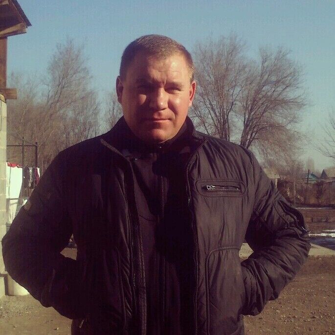  22387644  Nik, 54 ,    