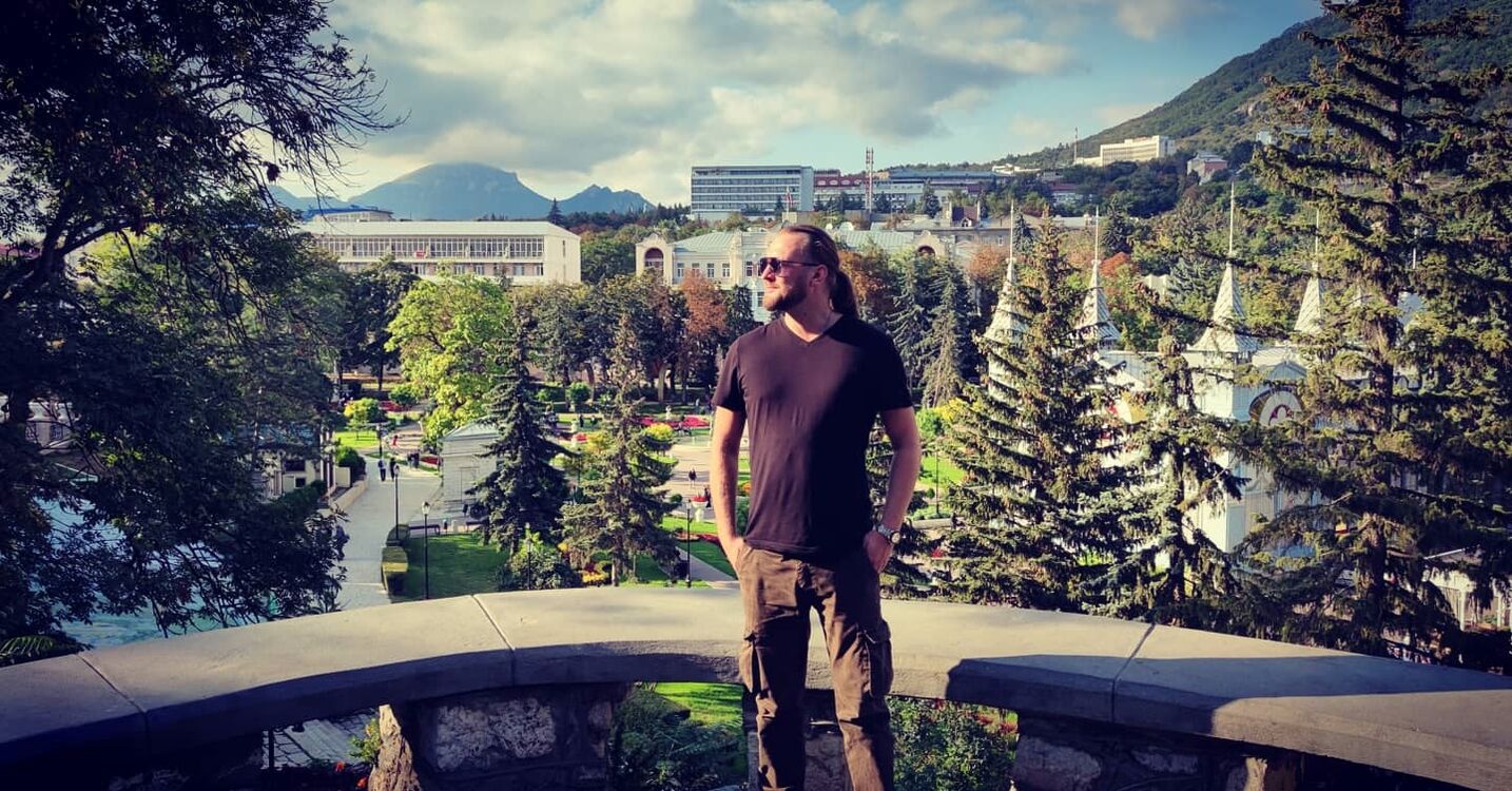  ,   Alex, 35 ,     , c 