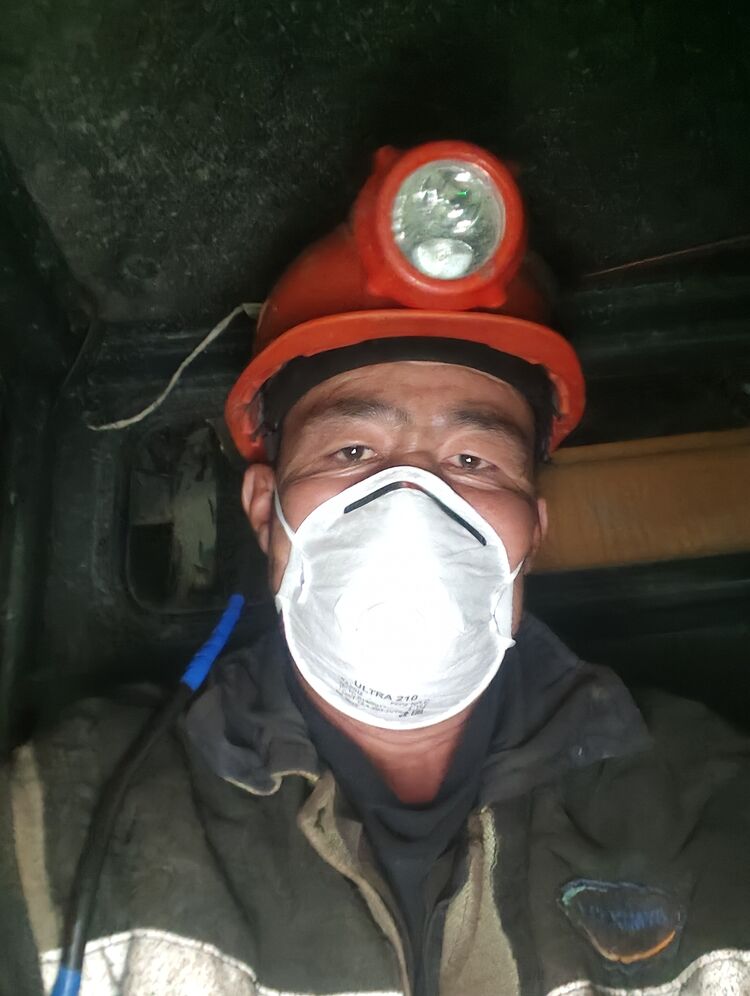  48916174  , 49 ,    