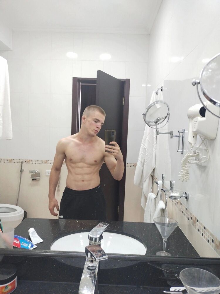  ,   Igor, 20 ,   ,   