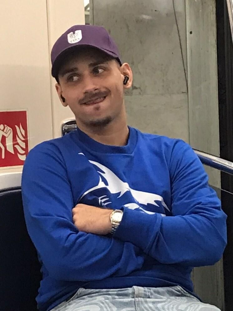  38237554  , 21 ,    -