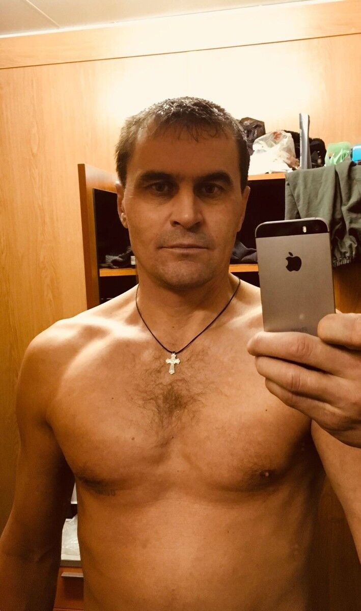 ���� 18237594 ������� ����, 42 ����, ���� ���������� � ������������