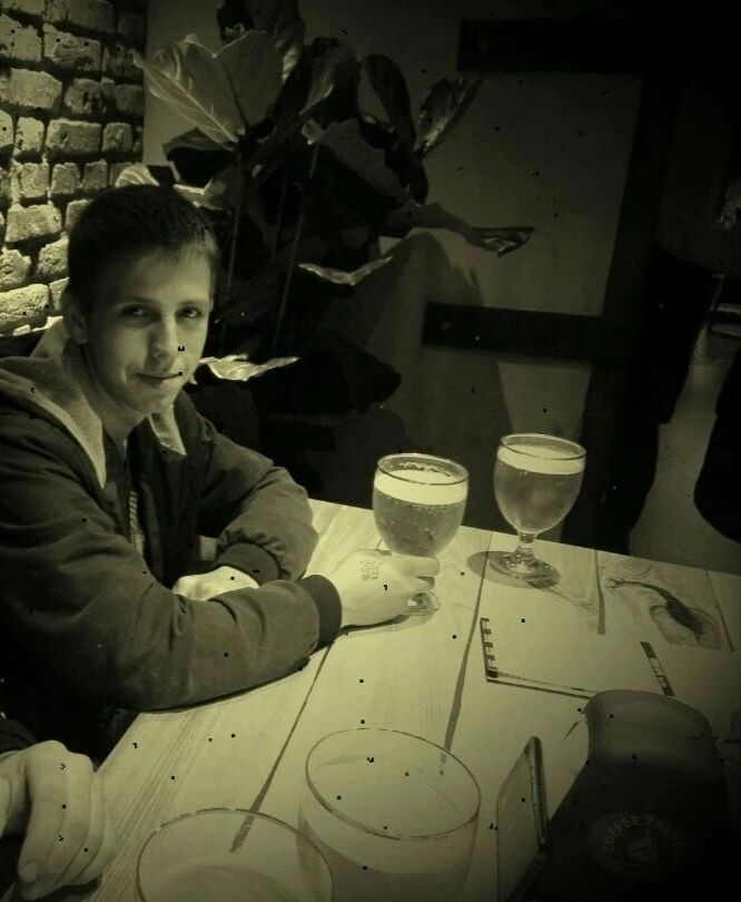  47606094  Andrey, 26 ,    