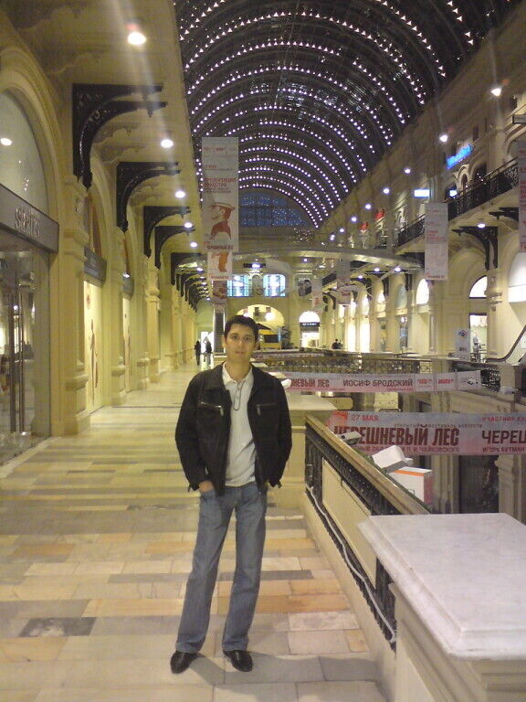  ,   Ihtiyor, 37 ,   , 