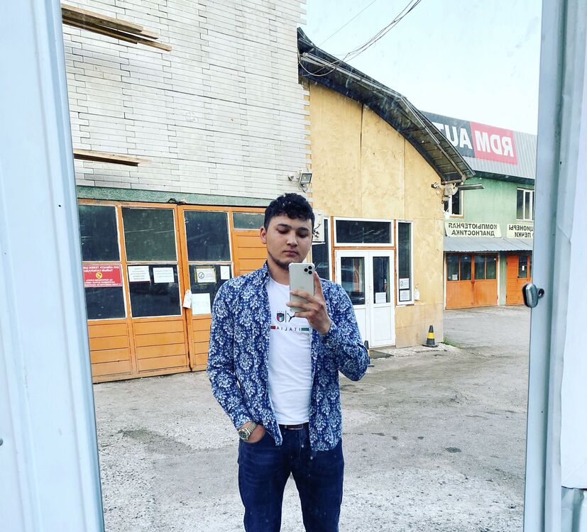  49148854  Joni, 21 ,    