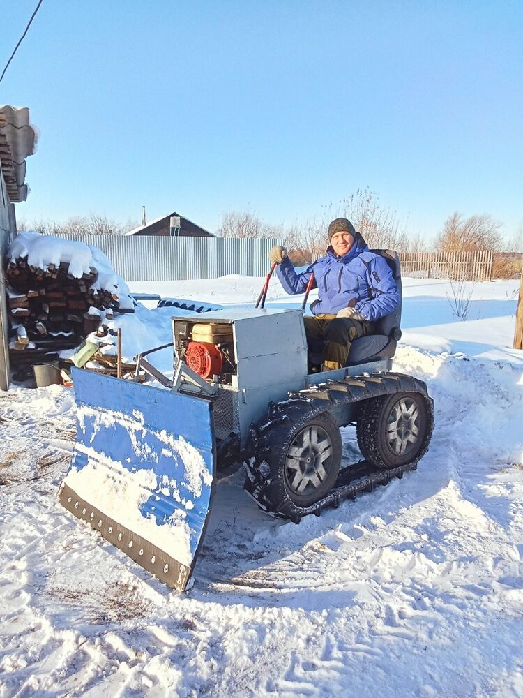  54551804  Arthur james, 55 ,    -