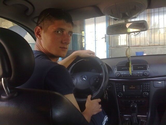  16610884  Sevastian, 38 ,    