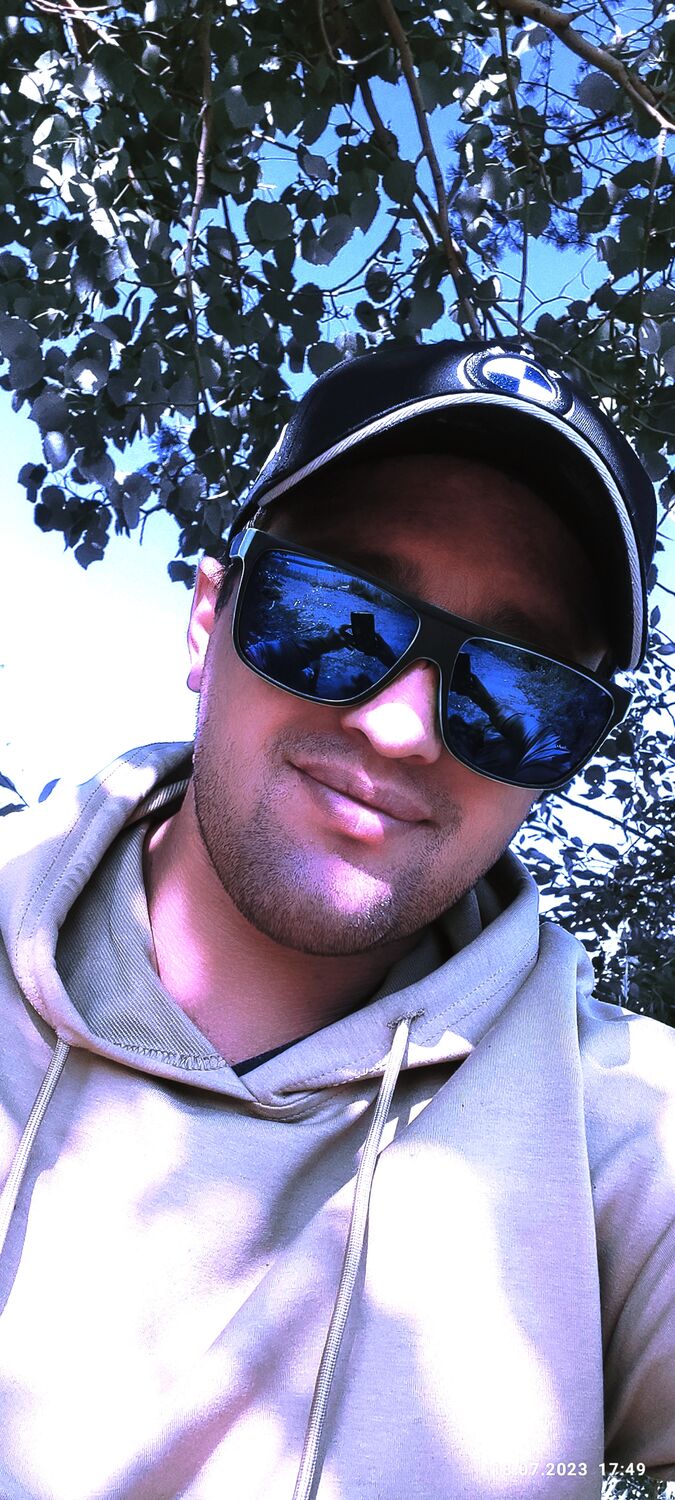  37264044  , 30 ,    
