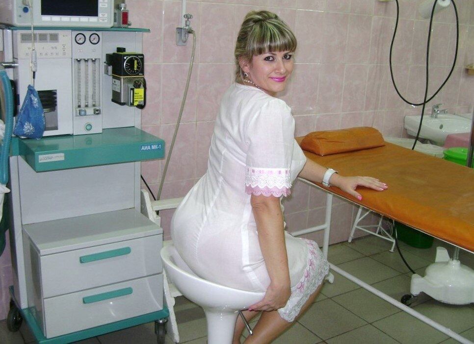  23053624  Alina, 44 ,    
