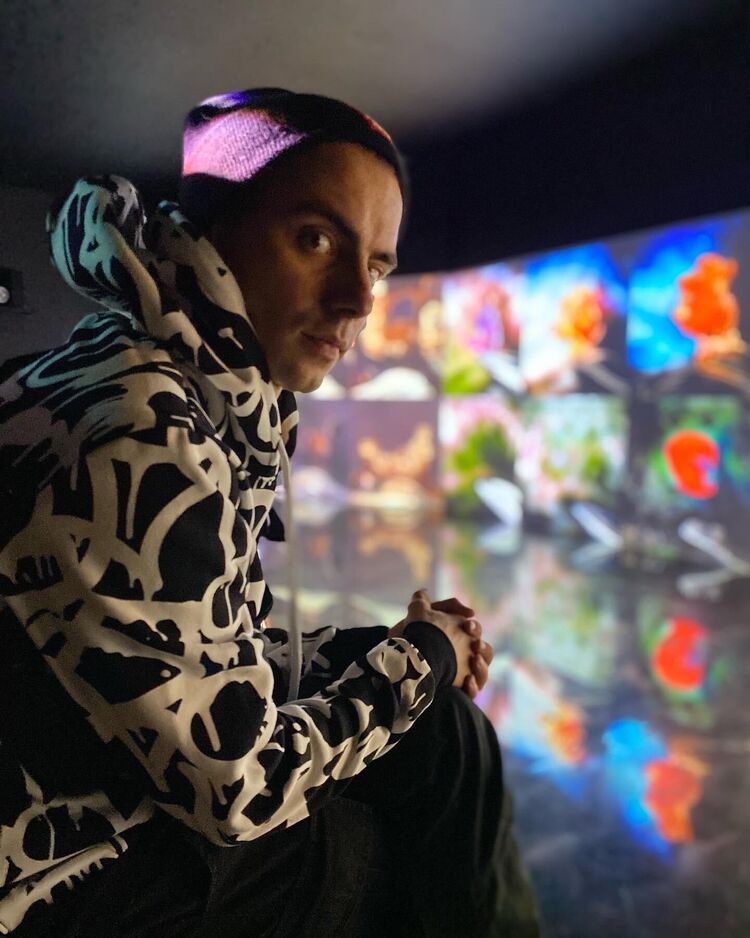  27919604  , 35 ,    -