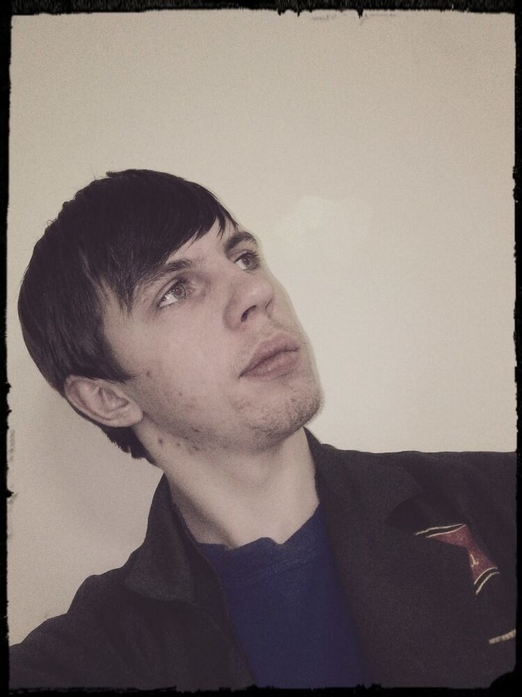  4109234  Viktor, 30 ,    