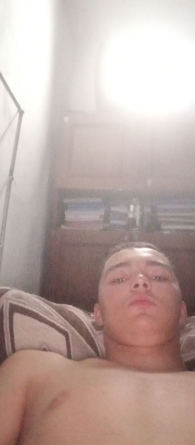  44929714  , 19 ,    