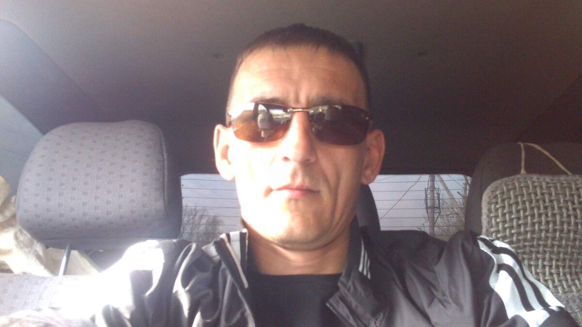  Targu Jiu,   Aleksandr, 46 ,   ,   , c 