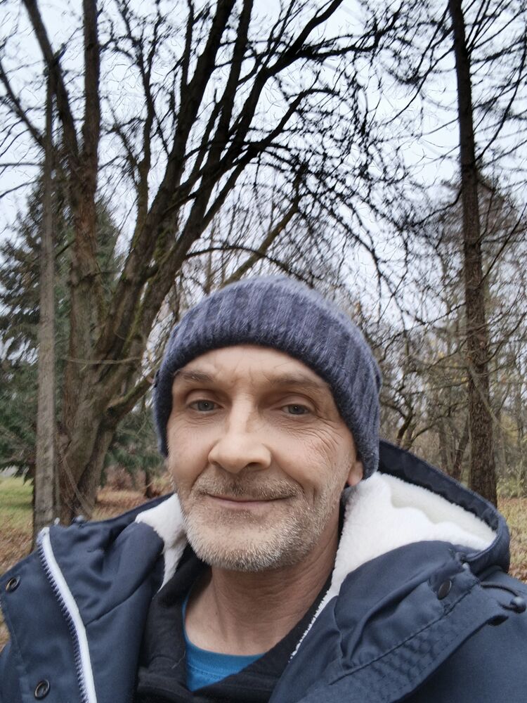  54485214  , 52 ,    -