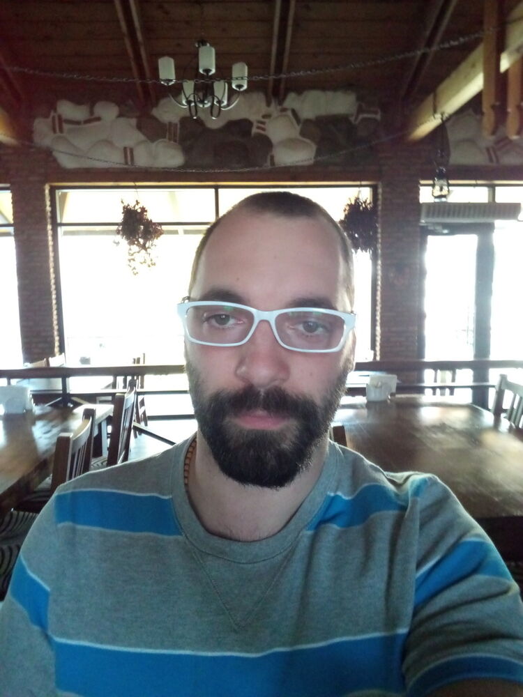  18770174  Freaky, 32 ,    