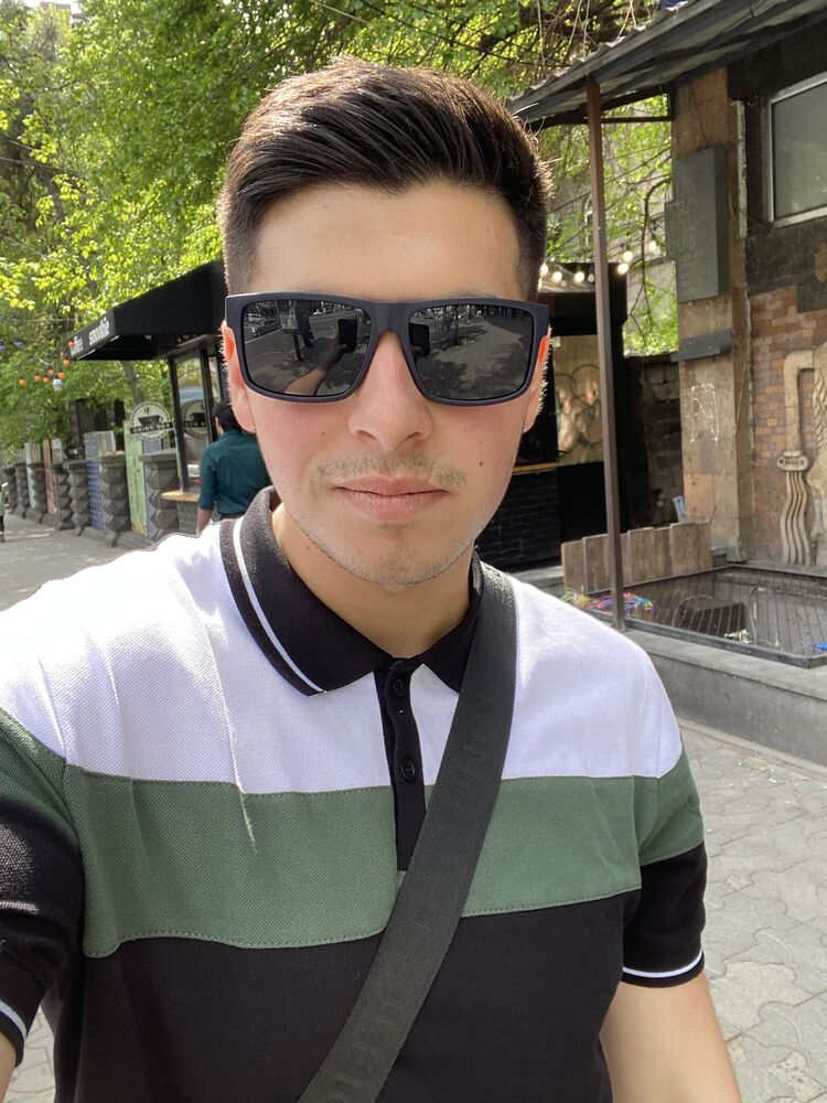  ,   David, 21 ,   ,   